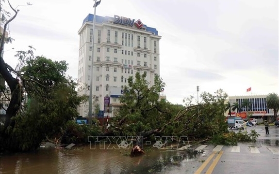 Bão số 4: Thừa Thiên Huế cấm chợ từ chiều, cấm đường hoàn toàn từ 21 giờ tối nay