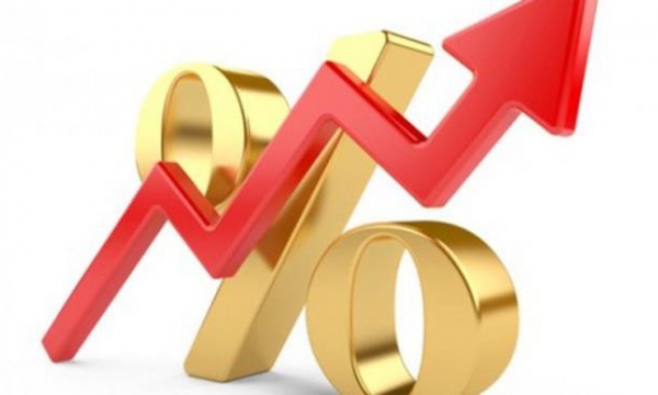 Nhiều ngân hàng điều chỉnh lãi suất cơ sở, người vay mua nhà như “ngồi trên đống lửa”