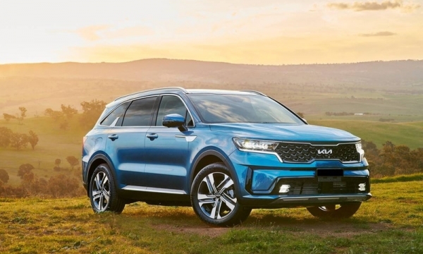 Có gì ở mẫu xe hybrid bình dân đầu tiên được lắp ráp tại Việt Nam?