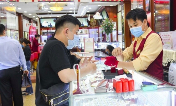 Thị trường vàng trong nước “lặng sóng”