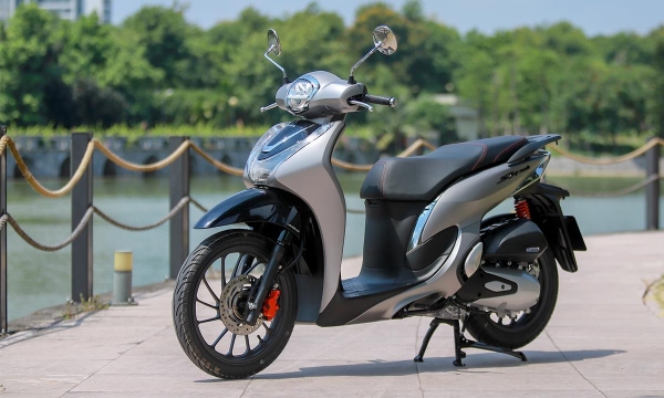 Honda SH Mode tăng giá mạnh, chênh gần 20 triệu tại đại lý