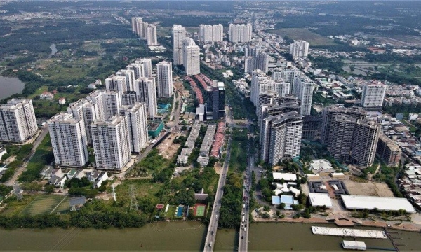 TP.HCM yêu cầu 5 huyện không đề xuất xin chủ trương lên quận hoặc thành phố