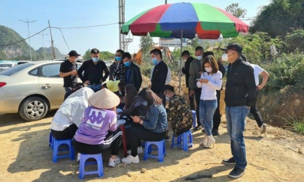 Nhà đầu tư bất động sản “kiệt sức” vì lãi vay
