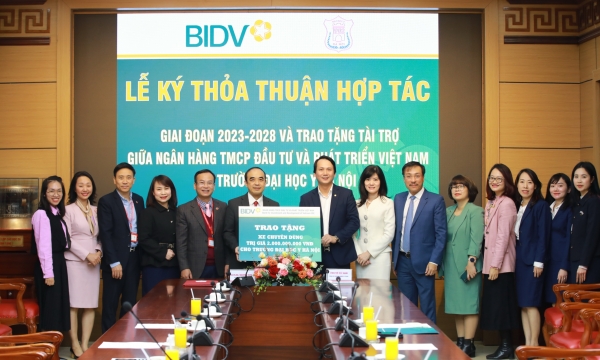 BIDV và Trường Đại học Y Hà Nội ký kết  Thỏa thuận hợp tác giai đoạn 2023-2028 và trao tài trợ