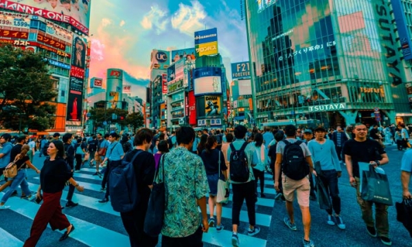 IMF nâng dự báo triển vọng tăng trưởng kinh tế toàn cầu