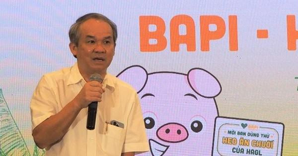 Sự thật đằng sau tuyên bố của bầu Đức rằng heo ăn chuối và trái cây đã đưa HAGL thoát cửa tử?
