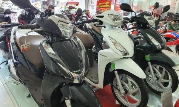 Nhiều xe máy 'hot' như Honda SH , Vision, Air Blade…rục rịch tăng giá mạnh