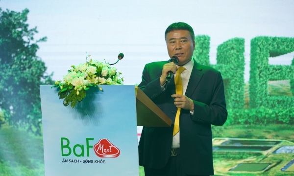 Chủ Heo ăn chay sắp phát hành 900 tỷ trái phiếu, dùng cổ phần của 2 công ty con làm tài sản đảm bảo
