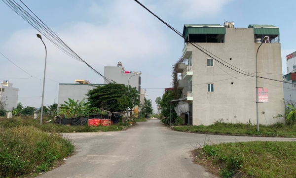 “Sóng lặng” bủa vây đất nền dọc Vành đai 4, nhà đầu tư bắt đầu thoát hàng