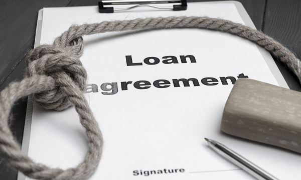 Doanh nghiệp tuyên bố “hết tiền” - ngân hàng “ngồi trên lửa”