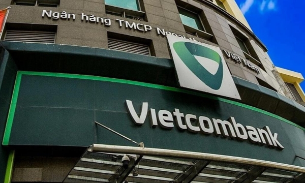 'Ông lớn' Vietcombank giảm lãi suất tiền gửi