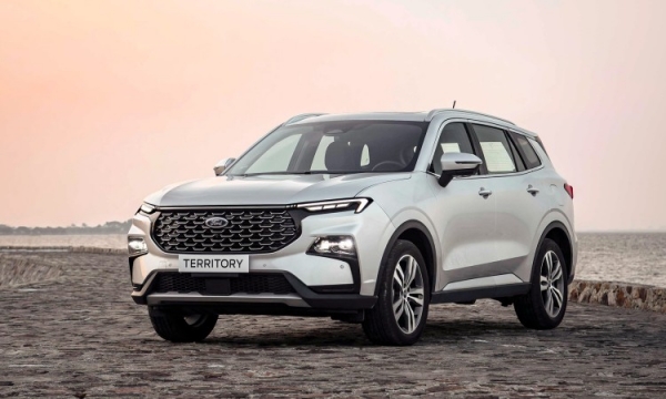 Bảng giá xe ô tô Ford tháng 6/2023: 6 mẫu xe cạnh tranh 3 phân khúc