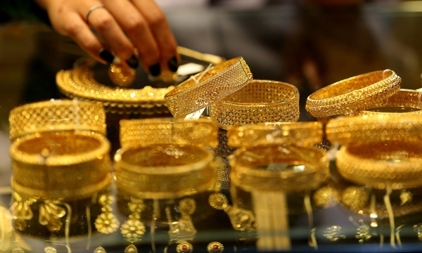 Giá vàng tiếp tục giảm phiên thứ 2 liên tiếp