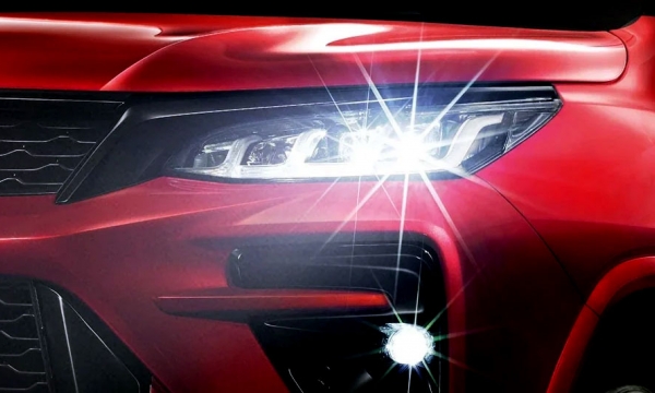Toyota Fortuner GR Sport có bản nâng cấp mới