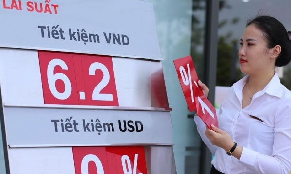 Mặt bằng lãi suất tiết kiệm tiếp tục giảm sâu