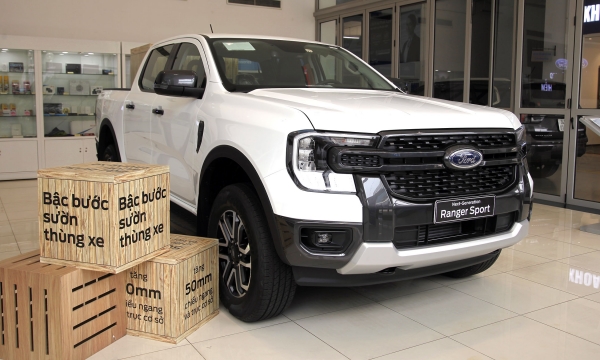 Bảng giá xe Ford tháng 10: Ford Ranger phiên bản cao nhất được giảm 29 triệu đồng