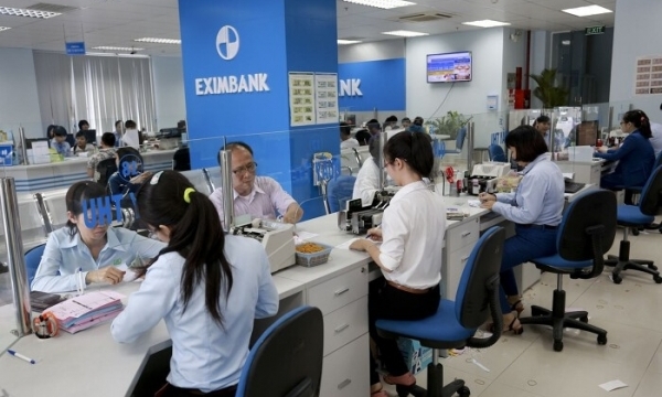 Tin ngân hàng ngày 9/12: Eximbank và Việt Á Bank tiếp tục giảm lãi suất huy động