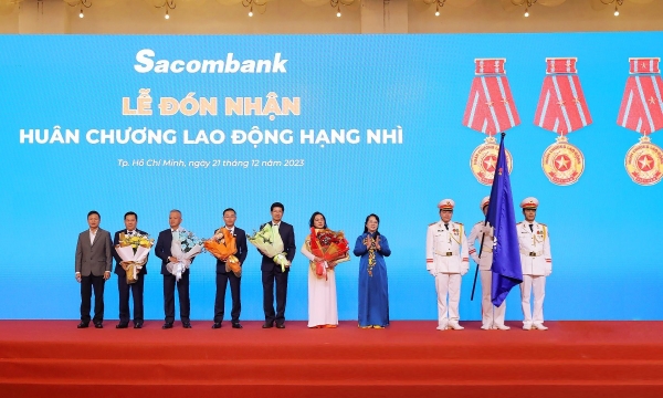 Sacombank đón tuổi 32 với loạt thành quả ấn tượng