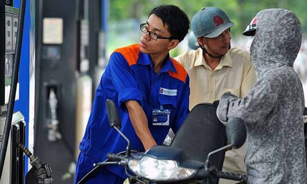 Giá xăng có thể giảm nhẹ trước Tết Dương lịch 2024