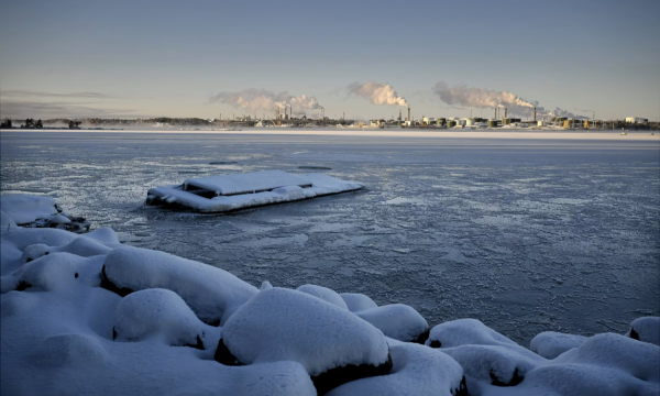 Giá điện và khí đốt tự nhiên ở châu Âu tăng vọt khi thời tiết băng giá bắt đầu