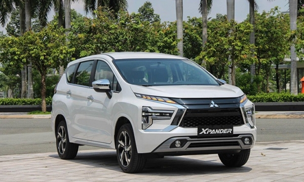 Giá lăn bánh Mitsubishi Xpander giữa tháng 6/2024 kèm siêu ưu đãi, ‘đè bẹp’ Toyota Veloz Cross