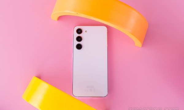 Galaxy S23 hạ giá rẻ chấn động, trang bị quá mạnh ngang cơ iPhone 15 Pro, chặt đẹp Xiaomi 14
