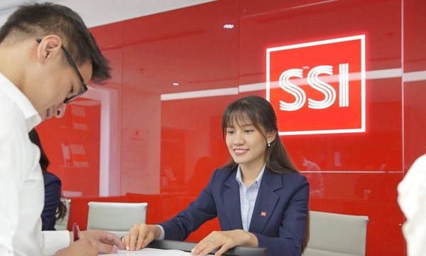 Con trai Chủ tịch Chứng khoán SSI muốn thoái toàn bộ vốn
