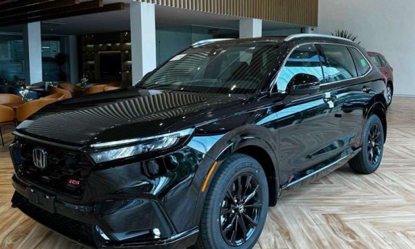Giá xe Honda CR-V lăn bánh cuối tháng 9/2024 kèm ưu đãi cực khủng, thách thức lớn cho Mazda CX-5