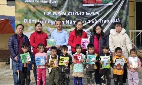 Mang niềm vui đến với học sinh vùng biên giới tỉnh Lai Châu