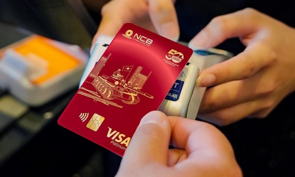 Giới trẻ tự hào sở hữu thẻ tín dụng NCB Visa Thống nhất, NCB tiếp tục phát huy lòng yêu nước vào sản phẩm mới