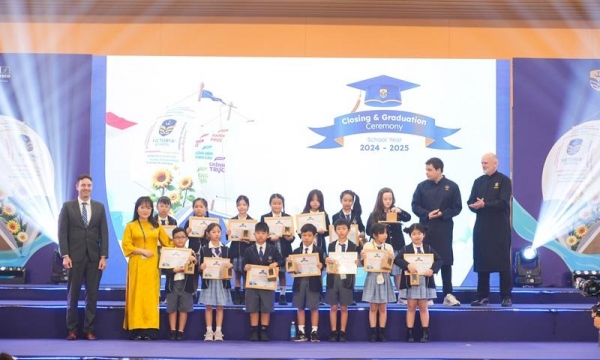 Lễ tổng kết năm học 2024 – 2025 của Victoria School: Ngày hội 'hạnh phúc' từ 17 cơ sở giáo dục