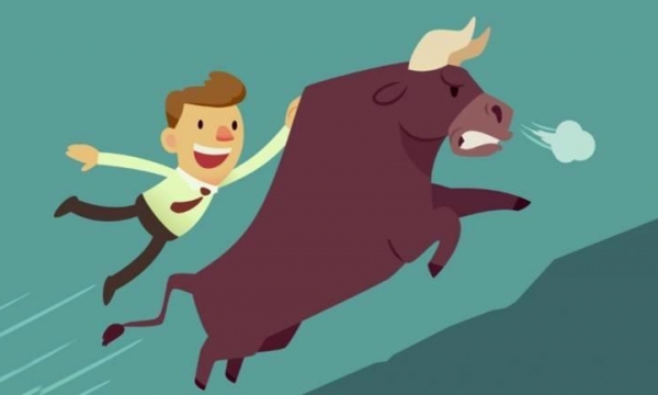 Nhận định phiên giao dịch ngày 15/7: Thị trường kéo dài đà hưng phấn, nhưng rủi ro kỹ thuật đang hình thành