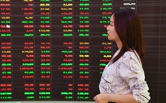 Chứng khoán tuần mới (từ 13 đến 17/1): Rình mồi tại 1200 điểm?