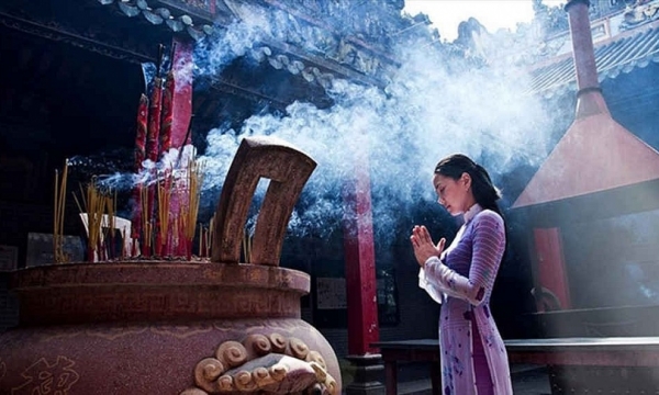 Những việc nên làm ngày đầu năm mới để mang lại may mắn và bình an