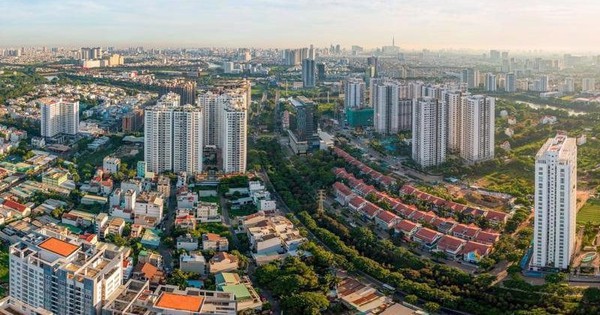 Bất động sản 'ấm' lên, chuyên gia điểm danh cổ phiếu tiềm năng
