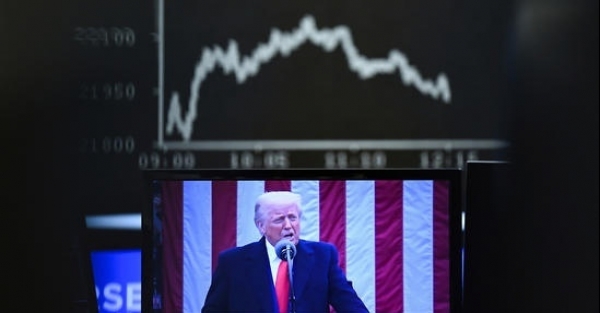 Ngành dầu khí Mỹ bị ảnh hưởng gì trước sức ép từ thuế quan của ông Trump?