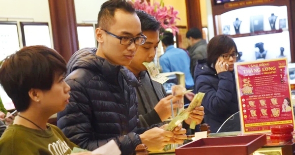 Giá vàng tăng thêm 1,5 triệu đồng, lập đỉnh mới
