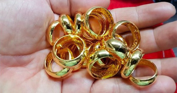 Giá vàng phi mã, lập đỉnh mới