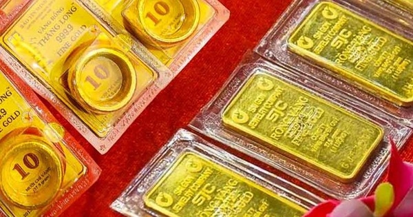 Giá vàng trong nước tiếp tục tăng, ngược chiều thế giới