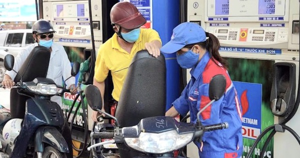 Giá xăng dầu đồng loạt giảm ngay sau kỳ nghỉ lễ