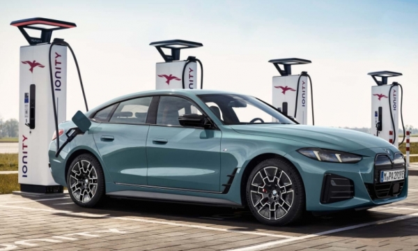 Thách thức mới cho ngành xe điện và năng lượng sạch khi bùng nổ hoạt động sản xuất pin