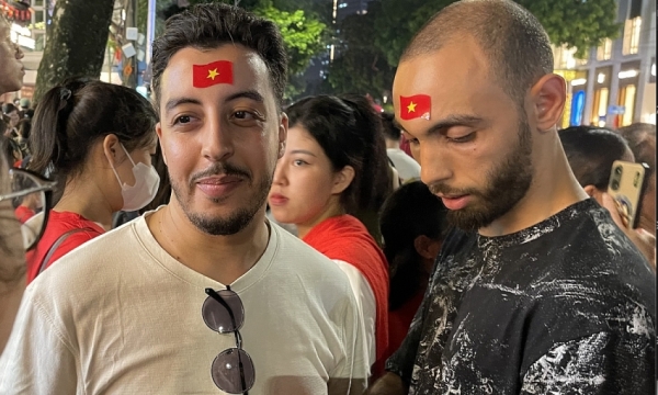 Du khách quốc tế ấn tượng với không khí lễ duyệt binh kỷ niệm 80 năm Quốc khánh