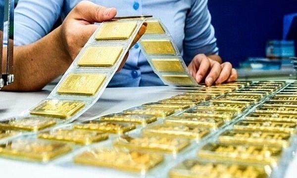 Thủ tướng chỉ đạo gỡ vướng mắc bất động sản, ổn định thị trường vàng, nâng ngưỡng chịu thuế hộ kinh doanh