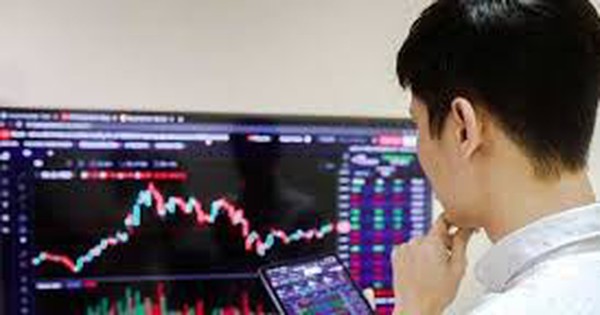 Thị trường chứng khoán vào mùa cạn tiền, cổ phiếu đồng loạt giảm mạnh