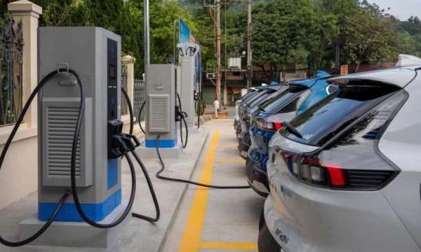 Công ty riêng của tỷ phú Phạm Nhật Vượng bắt tay 4 'ông lớn' rót 300 triệu USD, nâng gấp đôi mục tiêu...