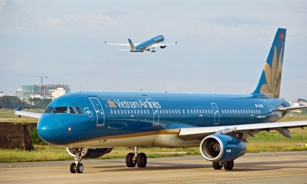 Vietnam Airlines muốn giảm 100% thuế bảo vệ môi trường với nhiên liệu bay, Bộ Tài chính nói gì?