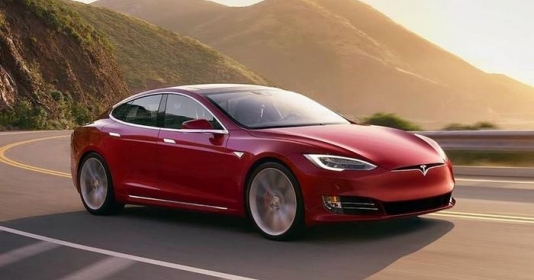 Tiếp tục triệu hồi 1000 xe điện Tesla do lỗi trợ lực lái gây thương vong