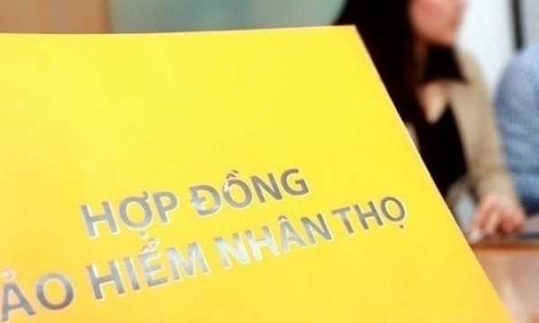 Tin ngân hàng ngày 25/11: TP HCM sẽ xử lý nghiêm ngân hàng “ép” khách mua bảo hiểm