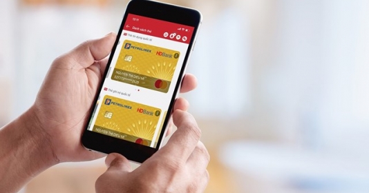Thẻ HDBank Petrolimex 4 trong 1 nổi bật giữa xu hướng thanh toán không dùng tiền mặt