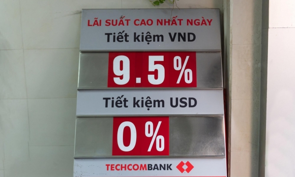 Lãi suất huy động một số ngân hàng vẫn trên 9,5%